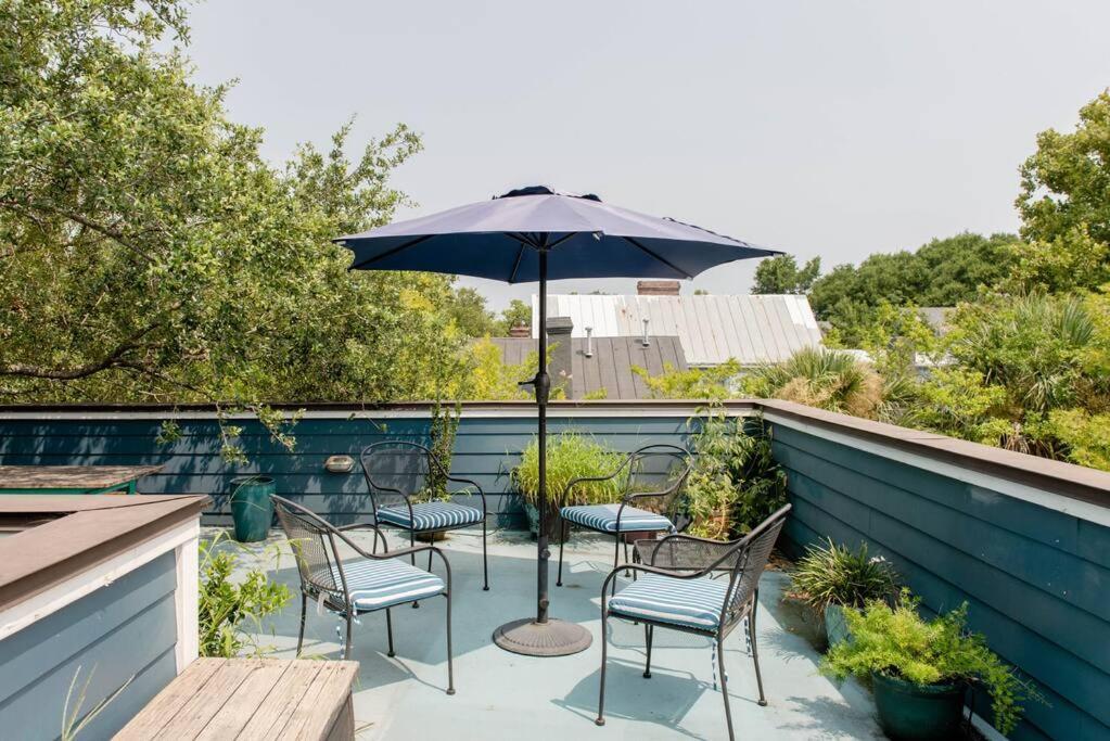 Elegant Sunlit Home With Private Rooftop Oasis Charleston Eksteriør bilde