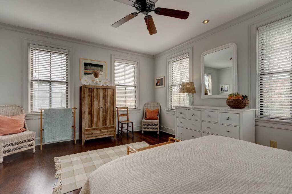 Elegant Sunlit Home With Private Rooftop Oasis Charleston Eksteriør bilde