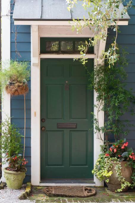 Elegant Sunlit Home With Private Rooftop Oasis Charleston Eksteriør bilde