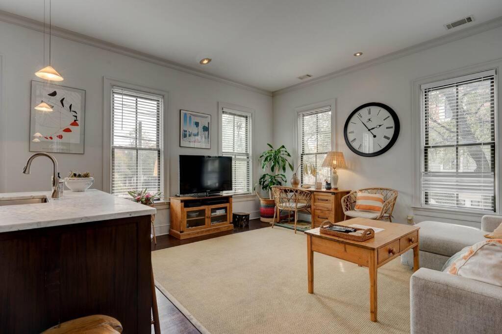 Elegant Sunlit Home With Private Rooftop Oasis Charleston Eksteriør bilde